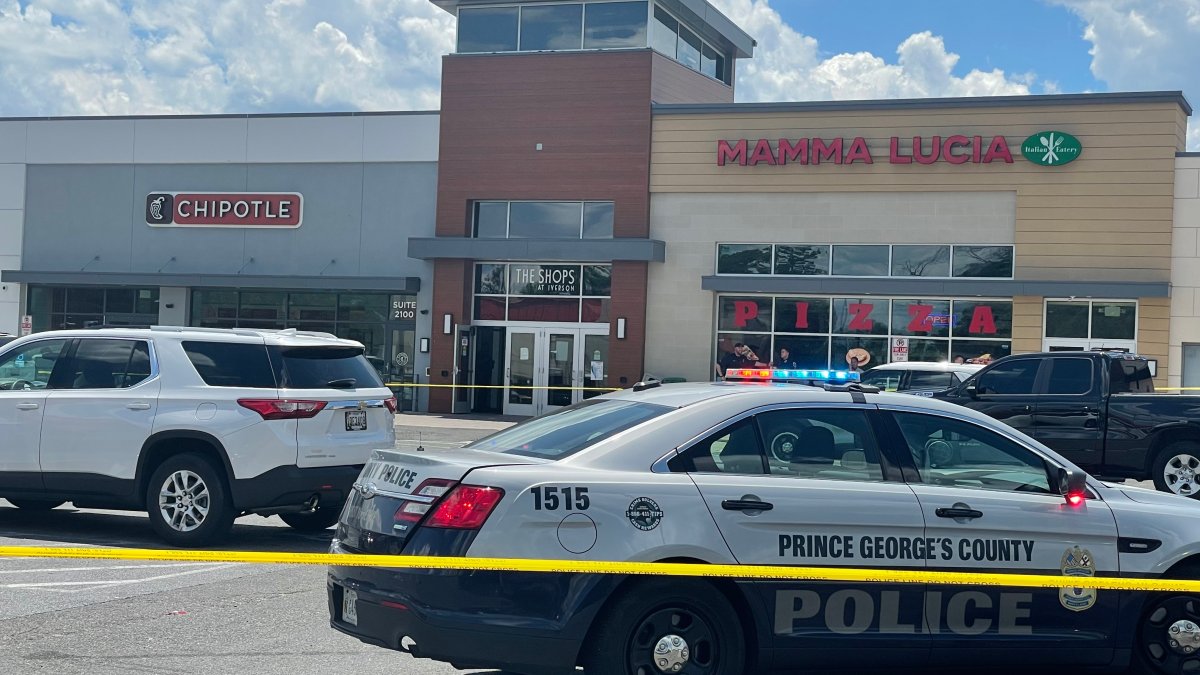 Man, 2 Women Hurt in Shooting at Iverson Mall in Maryland – NBC4 Washington