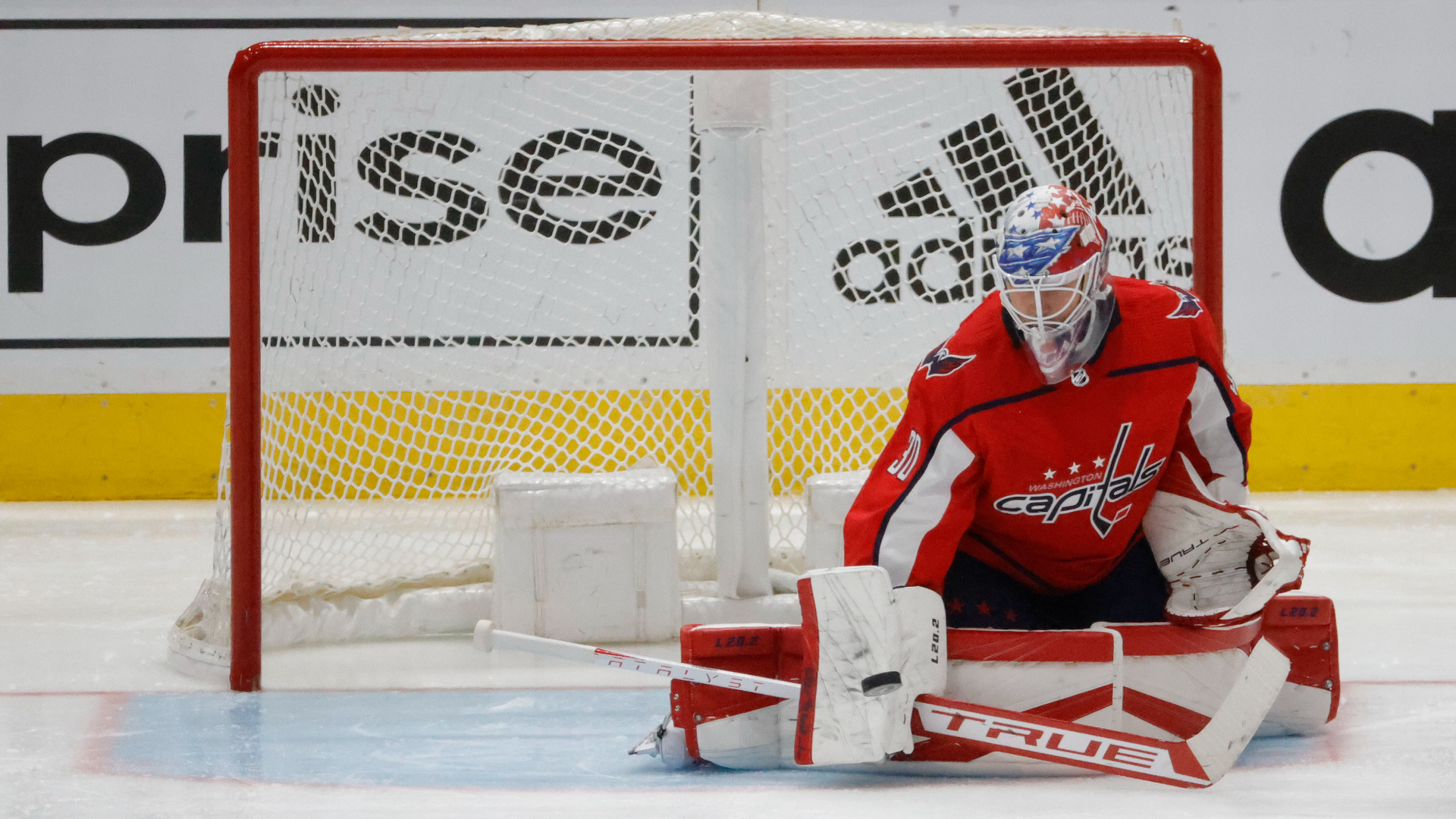 Capitals Mailbag: Who Will Be the No. 1 Goalie? Who Is a Trade Candidate? 