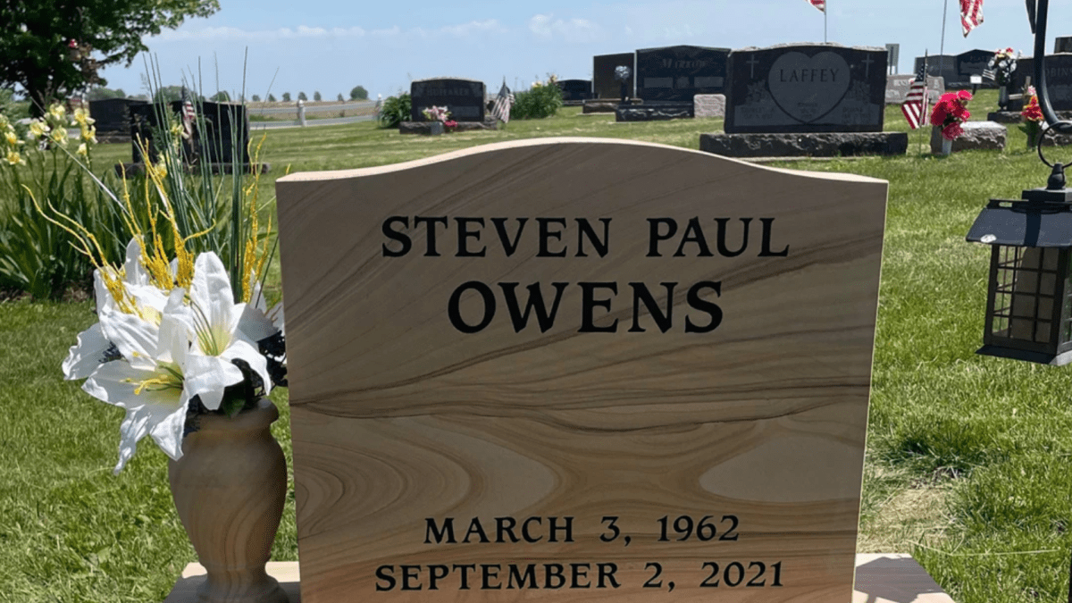 Family Engraves Dad's Headstone With an Explicit Catchphrase — and People Are Offended