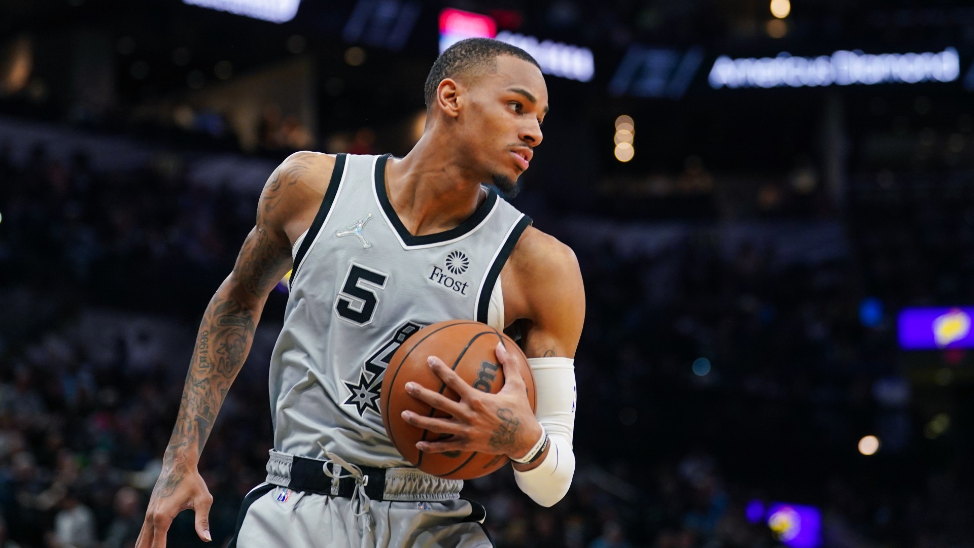 Dejounte Murray becomes the first Spurs player with multiple