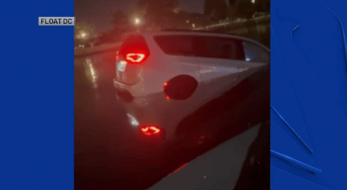 Good Samaritans Save Man After Van Drives Into Washington Channel - Vimarsana News