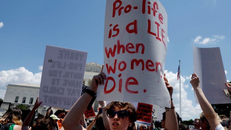 Photos: Here's a Look at Abortion Demonstrations Saturday in DC