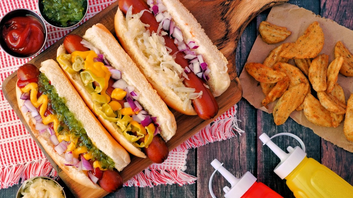 National Hot Dog Day 2022: Where to Score Free Hot Dogs and More – NBC4 Washington - Vimarsana News