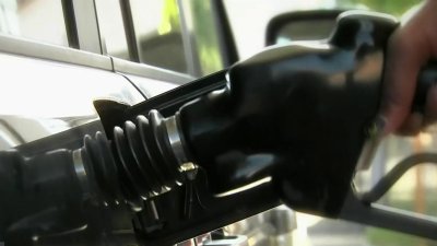 Average Gas Prices Drop Below $4 a Gallon