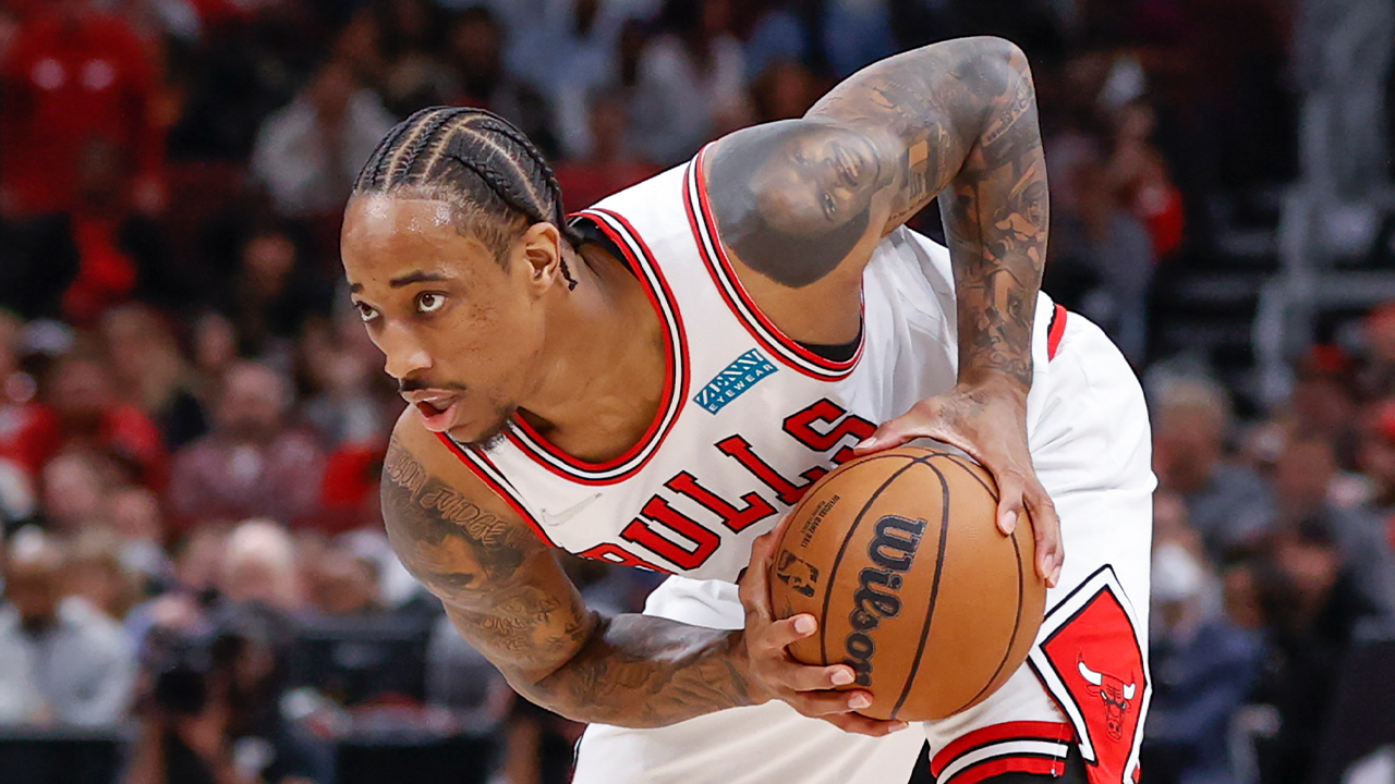 Bulls' DeMar DeRozan Joins NBA 20,000-Point Club in Game Vs. Spurs