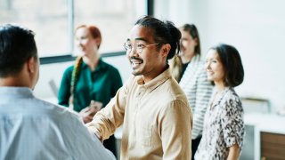 Even Introverts Can Become ‘Masters’ at Networking: 7 Tips From a Professional Coach