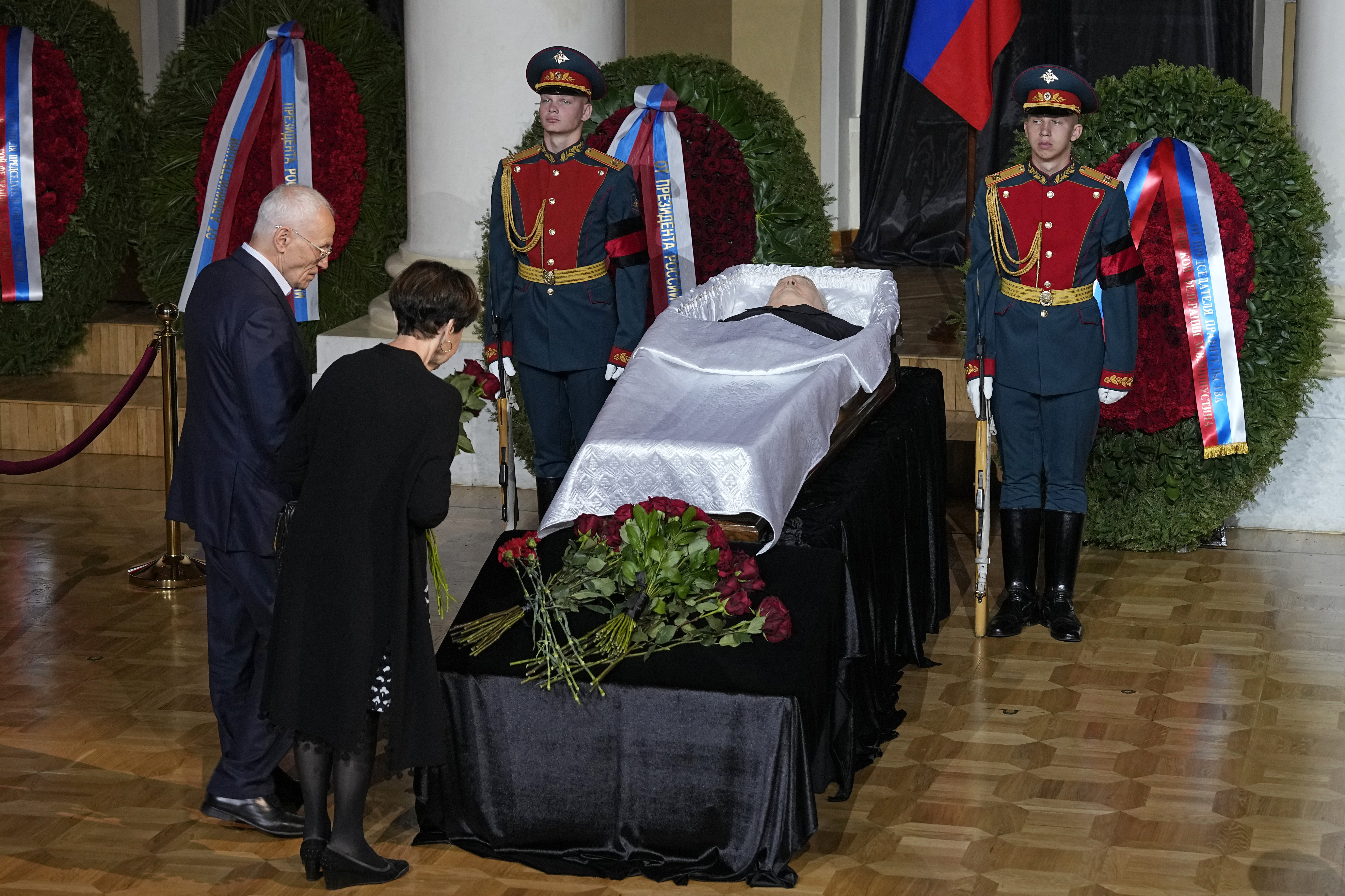 Thousands of Mourners Lined Up to Pay Tribute to Former Soviet Leader Mikhail Gorbachev – NBC4 Washington - Vimarsana News