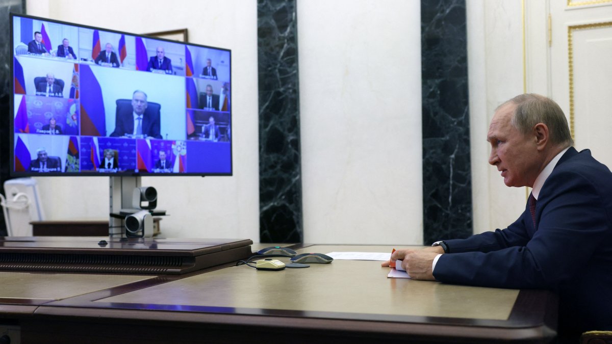 The Cyber Gulag: How Russia Controls Its Citizens – NBC4 Washington - Vimarsana News