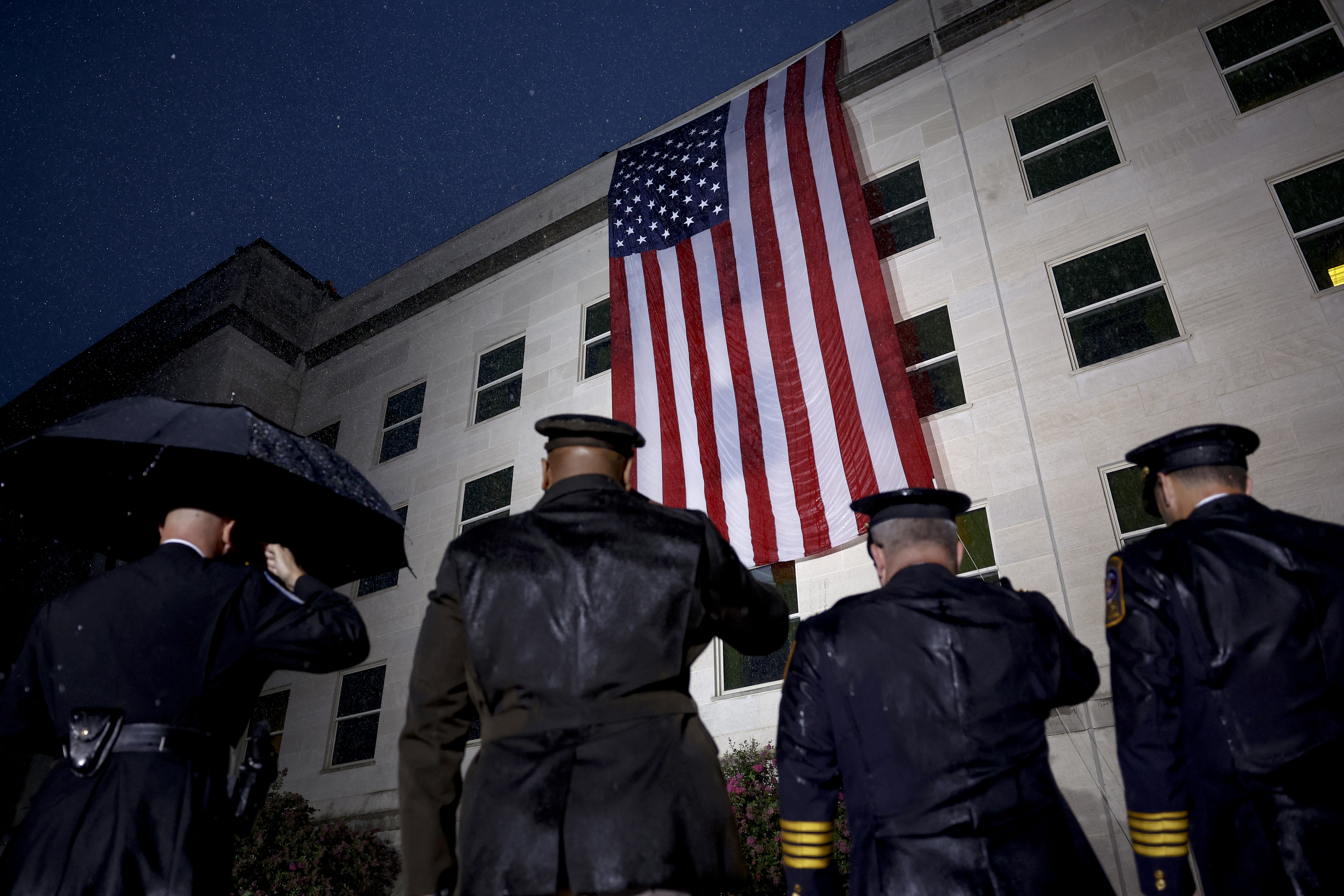In Photos: Biden Honors 9/11 Victims at the Pentagon – NBC4 Washington