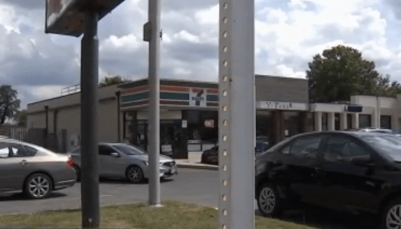 Man Arrested After Two Stabbings Leave 1 Dead in Rockville – NBC4 Washington - Vimarsana News