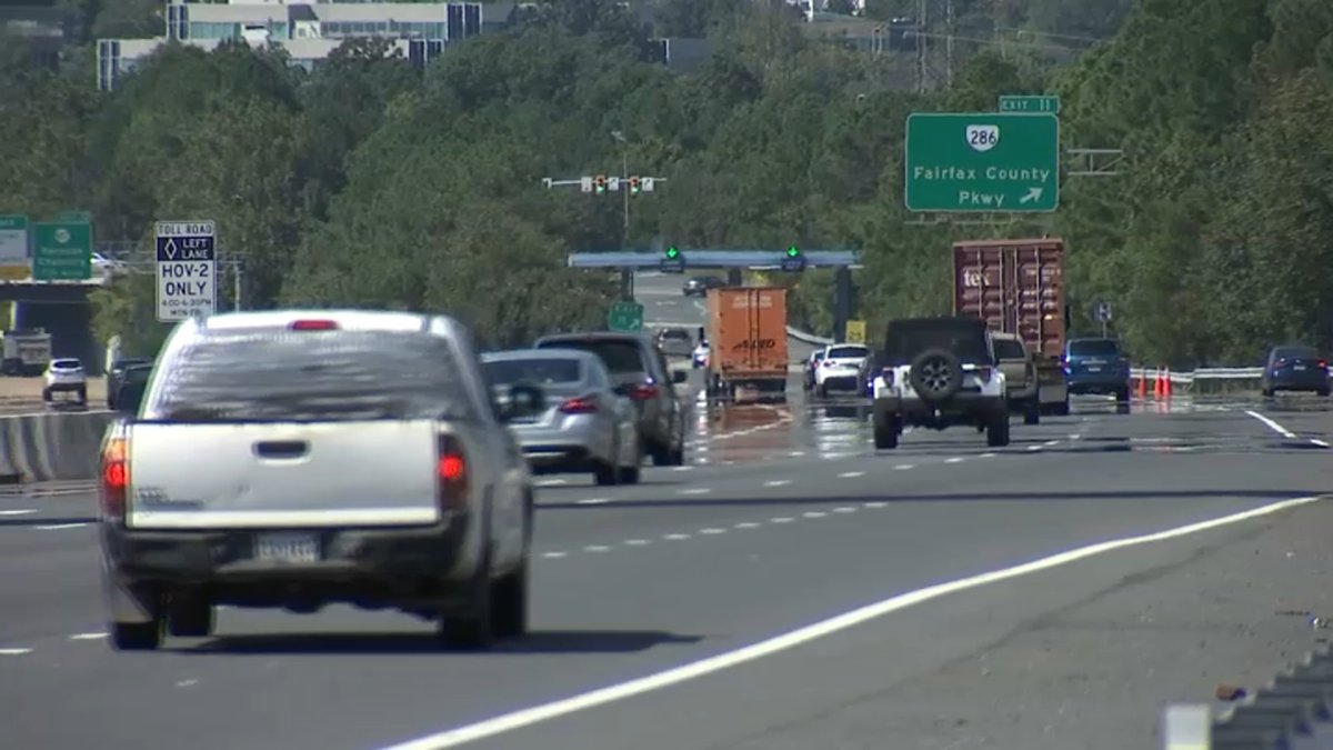 Hybrid Work Schedules Make for Unpredictable Commutes, DC Area Workers Say - Vimarsana News