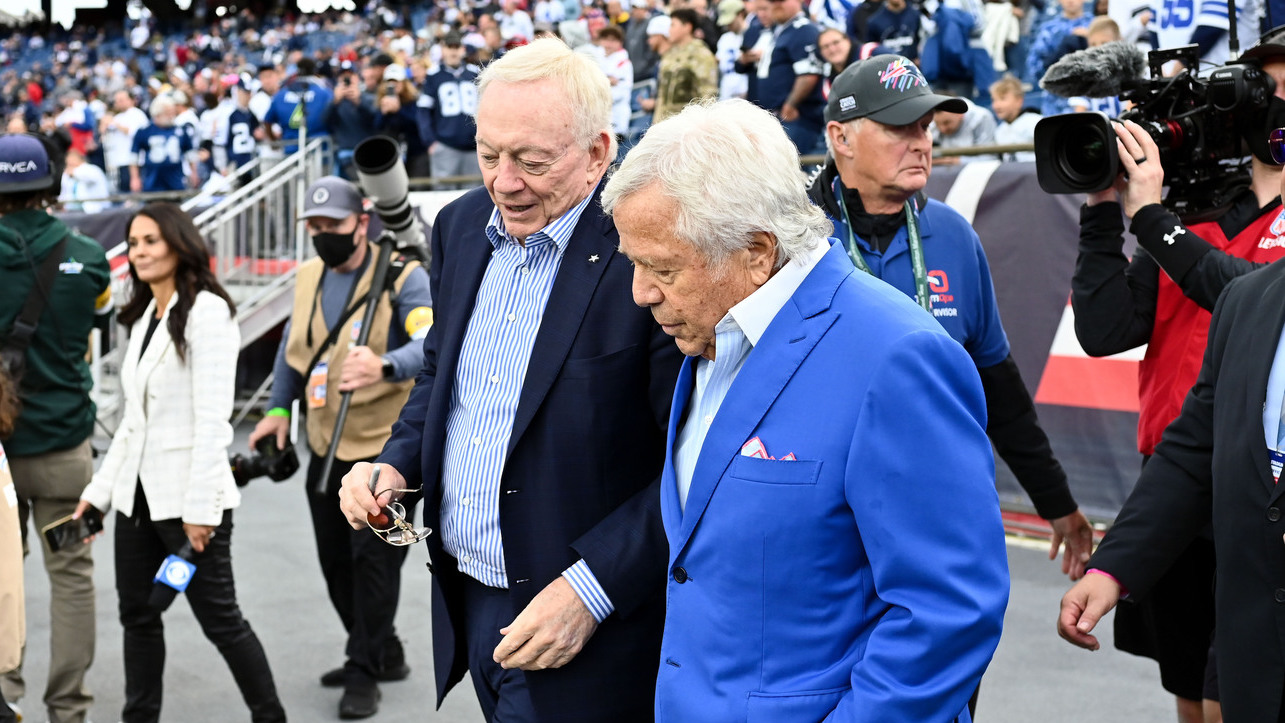NFL Rumors: Robert Kraft, Jerry Jones Had ‘Heated Exchange' at Owners Meeting