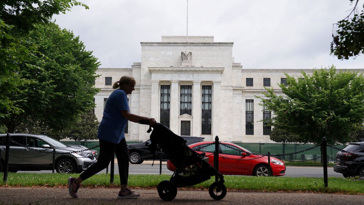 Here's What the Fed's Interest Rate Hike Means for You - Vimarsana News