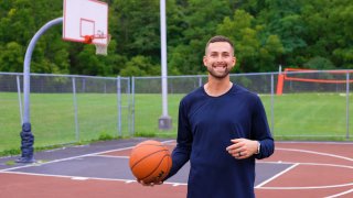 This 28-Year-Old Makes $189,000 a Year From 7 Income Streams: ‘3 Businesses You Can Start Today for $50 Or Less’