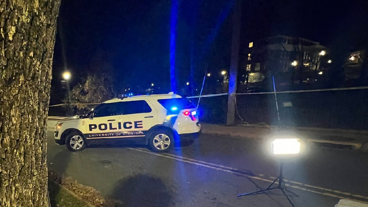 3 Killed, 2 Injured in University of Virginia Shooting as Police Search for Suspect