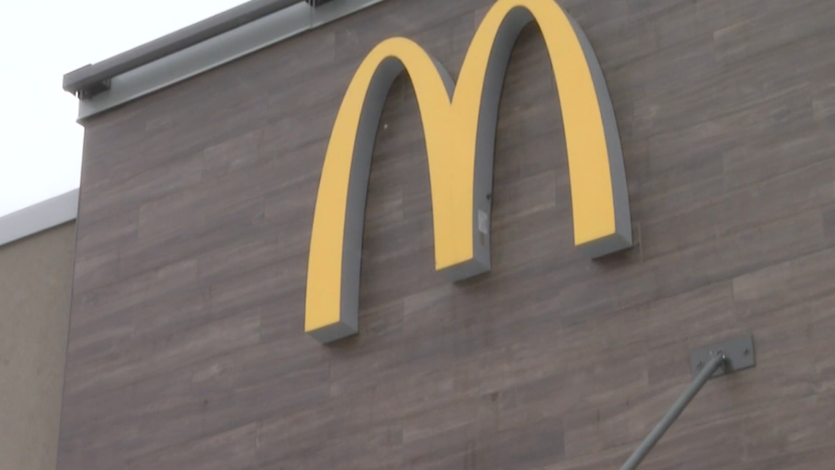 Mom Gives Birth to Little Girl in McDonald's Bathroom – NBC4 Washington - Vimarsana News