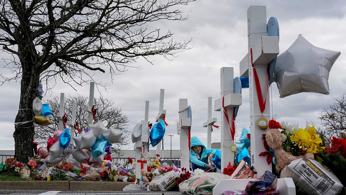 Virginia Walmart Shooting Survivor Sues for $50 Million – NBC4 Washington - Vimarsana News
