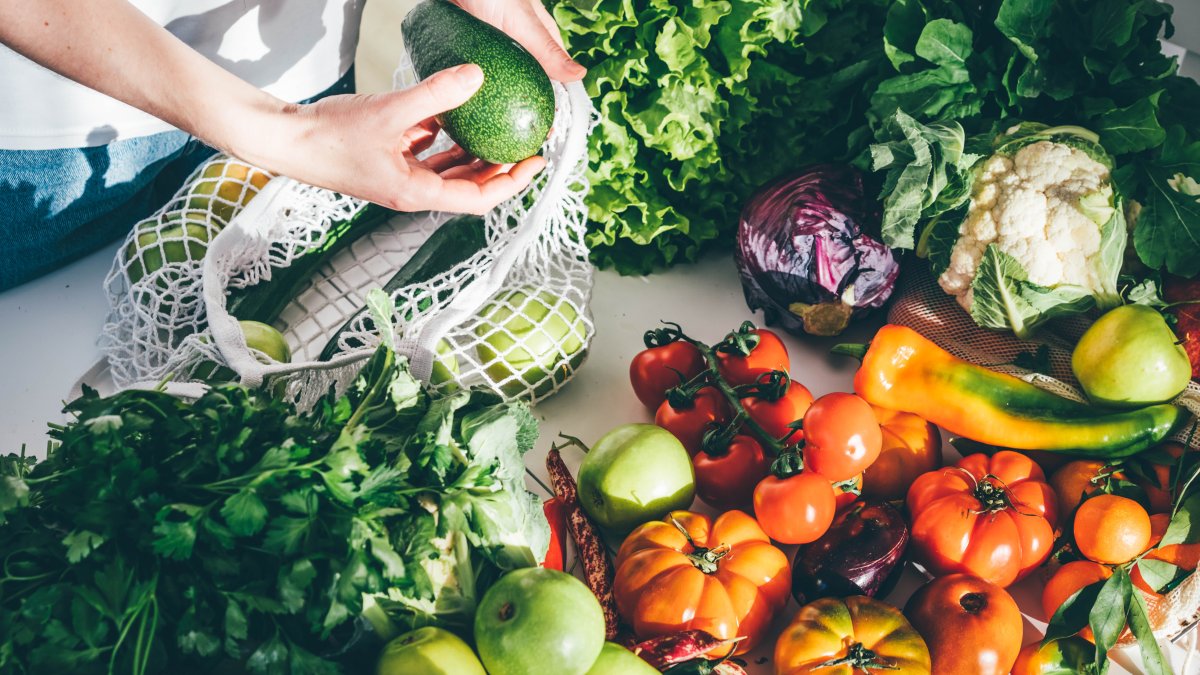 5 Foods That Communities With the Highest Rates of Living to 100 Eat Most Often - Vimarsana News
