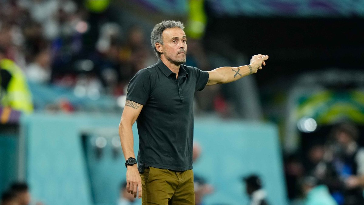 Luis Enrique renuncia como entrenador de España tras la salida de la Copa Mundial 2022 – NBC4 Washington