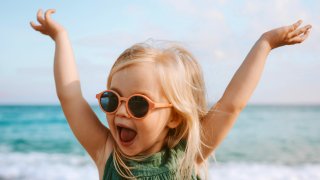 I Talked to 70 Parents Who Raised Highly Successful Kids—Here’s the ‘Surprising’ Parenting Style They All Used