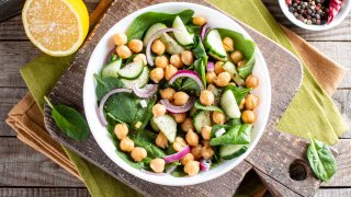 4 Essential Food Pairings for Optimal Nutrient Absorption, From a Vegan Dietitian