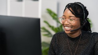 ‘Quiet Hiring’ Could Mean More Contract Positions: 7 In-Demand Roles Paying From $16 Up to $48/Hour