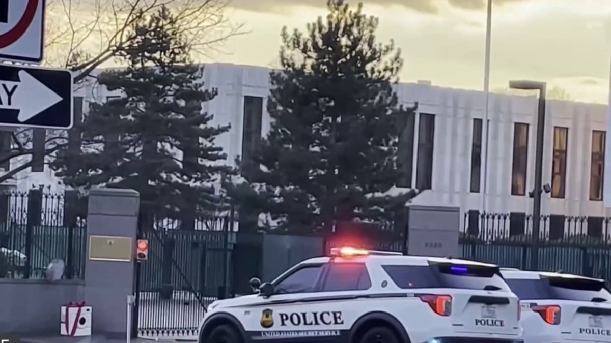 Authorities Investigate ‘Suspicious Package’ Outside Russian Embassy – NBC4 Washington