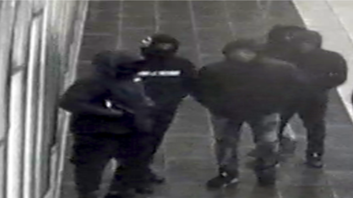 DC Police Search for Team of Robbers Who Swarmed NW DC Chanel Store – NBC4 Washington DC Police Search for Team of Robbers Who Swarmed NW DC Chanel Store – NBC4 Washington
