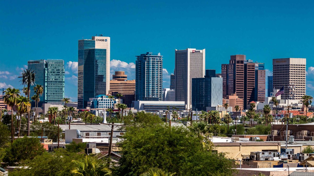 Protester Climbs Former Chase Tower in Phoenix, Taken Into Custody – NBC4 Washington - Vimarsana News