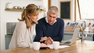 Roth IRAs Don’t Require Withdrawals — Unless They’re Inherited. Here’s What You Need to Know