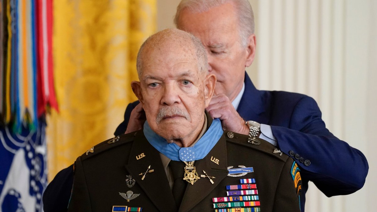 Medal of Honor: Black Vietnam Veteran Finally Honored – NBC4 Washington - Vimarsana News