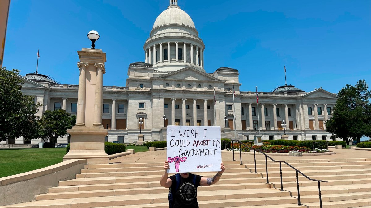Arkansas to Build Pro-Life Monument on Capitol Grounds – NBC4 Washington - Vimarsana News