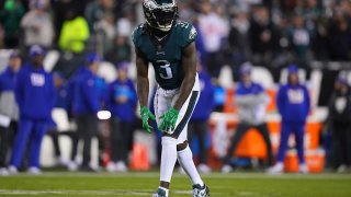 Zach Pascal of the Philadelphia Eagles looks on against the New York Giants during the NFC Divisional Playoff game at Lincoln Financial Field on Jan. 21.