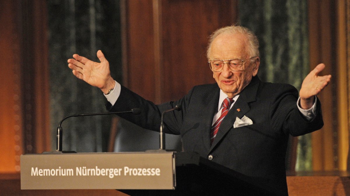 Ben Ferencz, Last Living Nuremberg Prosecutor of Nazi Commanders Dies at 103 – NBC4 Washington - Vimarsana News