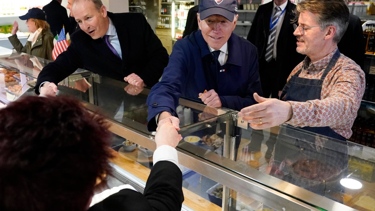 Biden Wraps Up Ireland Trip Visiting Ancestral Hometown – NBC4 Washington - Vimarsana News