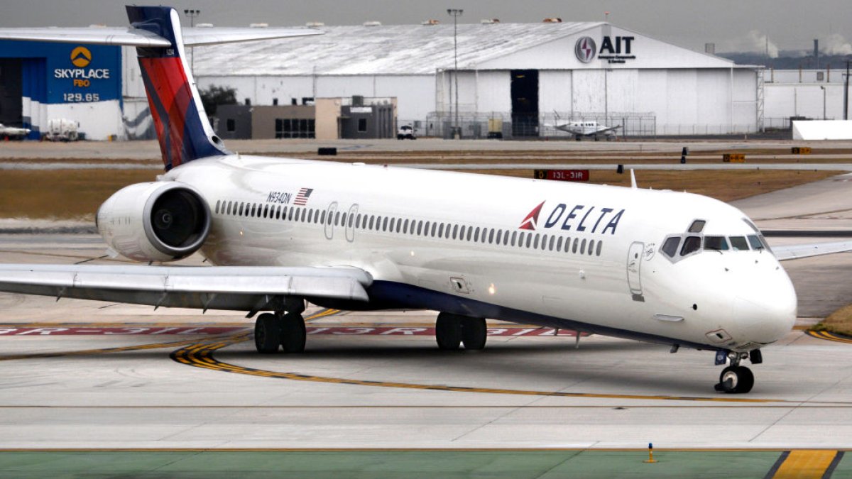 Minnesota Man Sent to Prison for Striking Delta Flight with Laser – NBC4 Washington - Vimarsana News