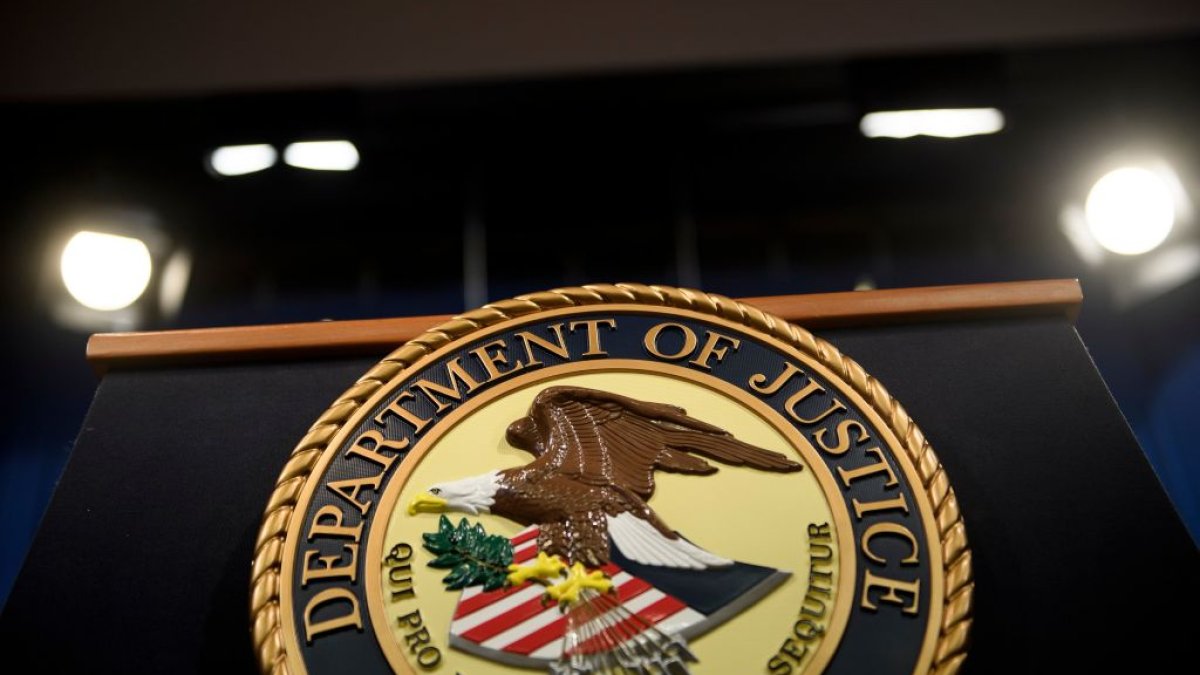 2 Arrested in Florida for Doing Business With Sanctioned Ukrainian Oligarch – NBC4 Washington - Vimarsana News