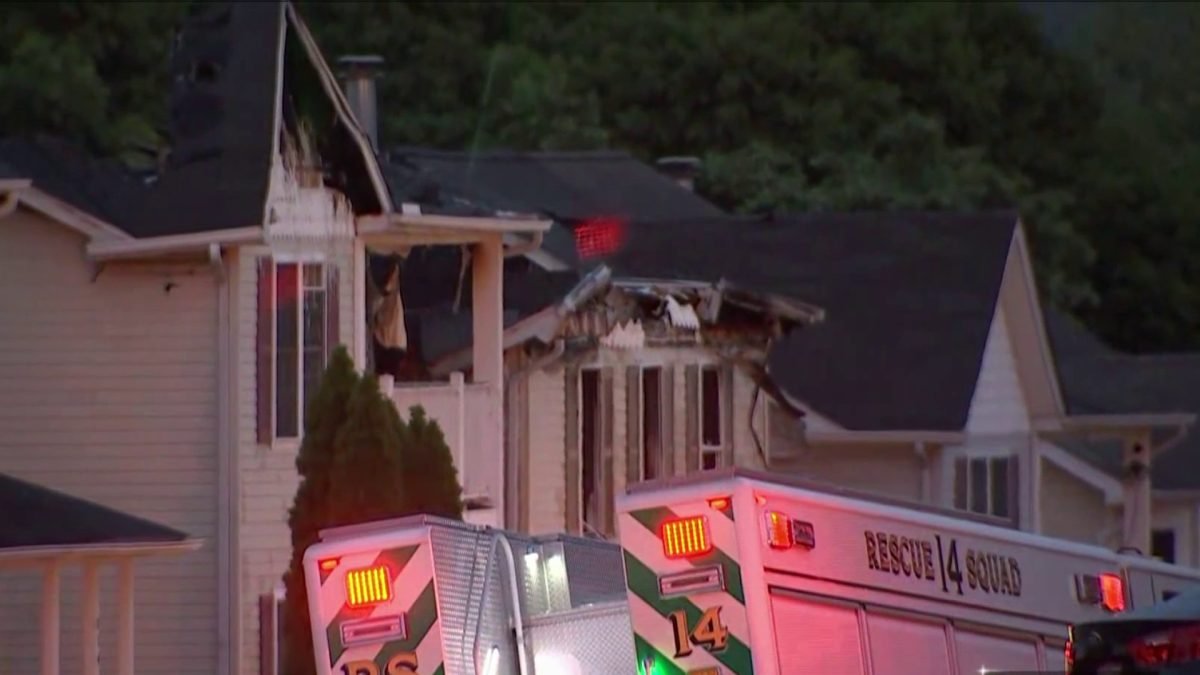House Fire Spreads to 4 Neighboring Homes in Brunswick, Displaces 8 ...