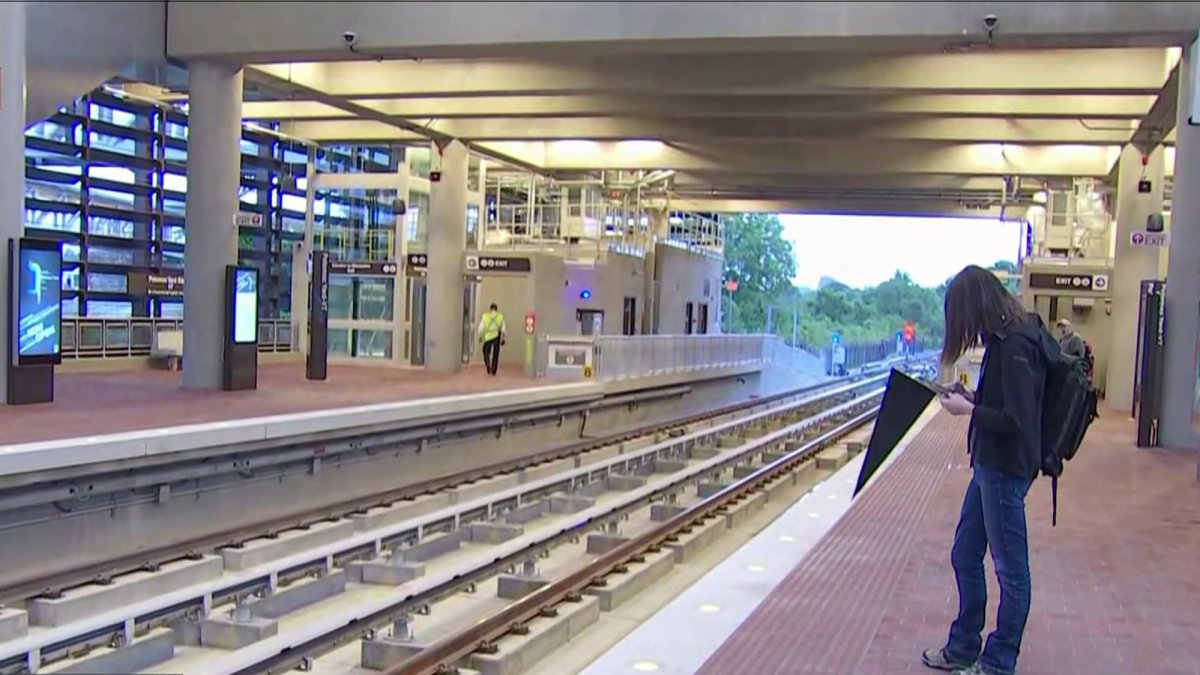 Potomac Yard Metro Station Now Open – NBC4 Washington