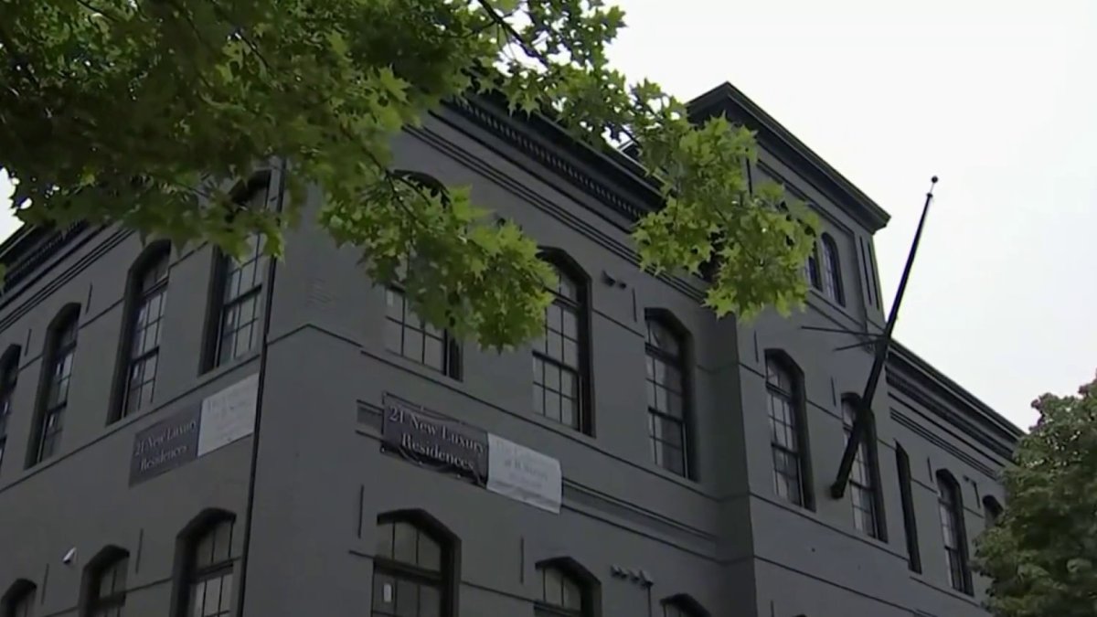 See Inside Historic DC Schoolhouse Transformed Into Homes – NBC4 Washington