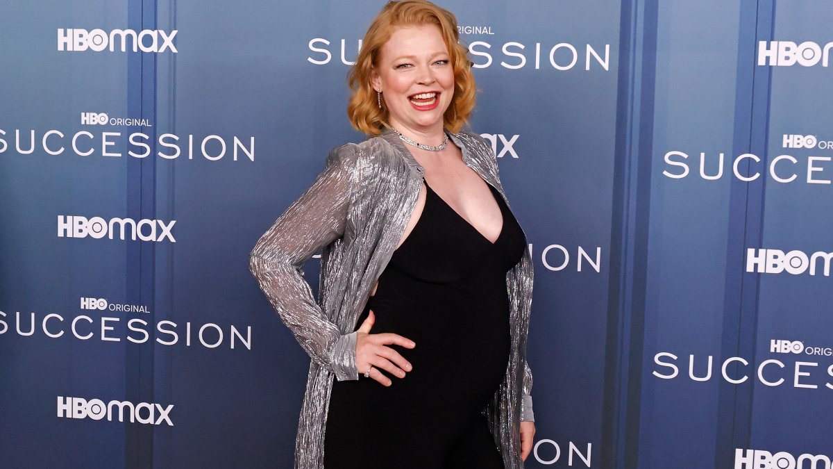 ‘Succession’ Star Sarah Snook Gives Birth, Welcoming Baby With Husband Dave Lawson