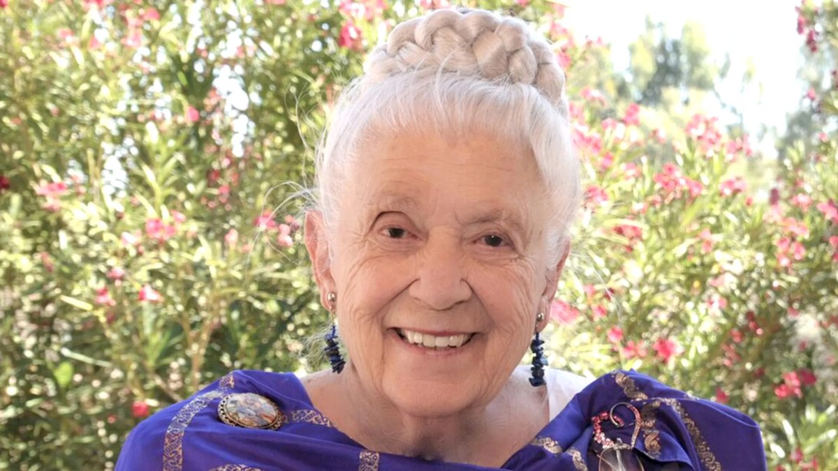 A 102-Year-Old Doctor's Tips for a Healthy, Happy Life – NBC4 Washington - Vimarsana News