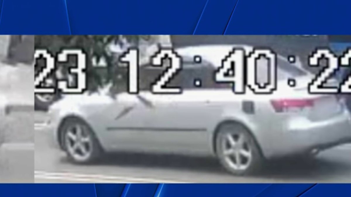 DC Police release photos of suspects in robbery inside deli – NBC4 ...