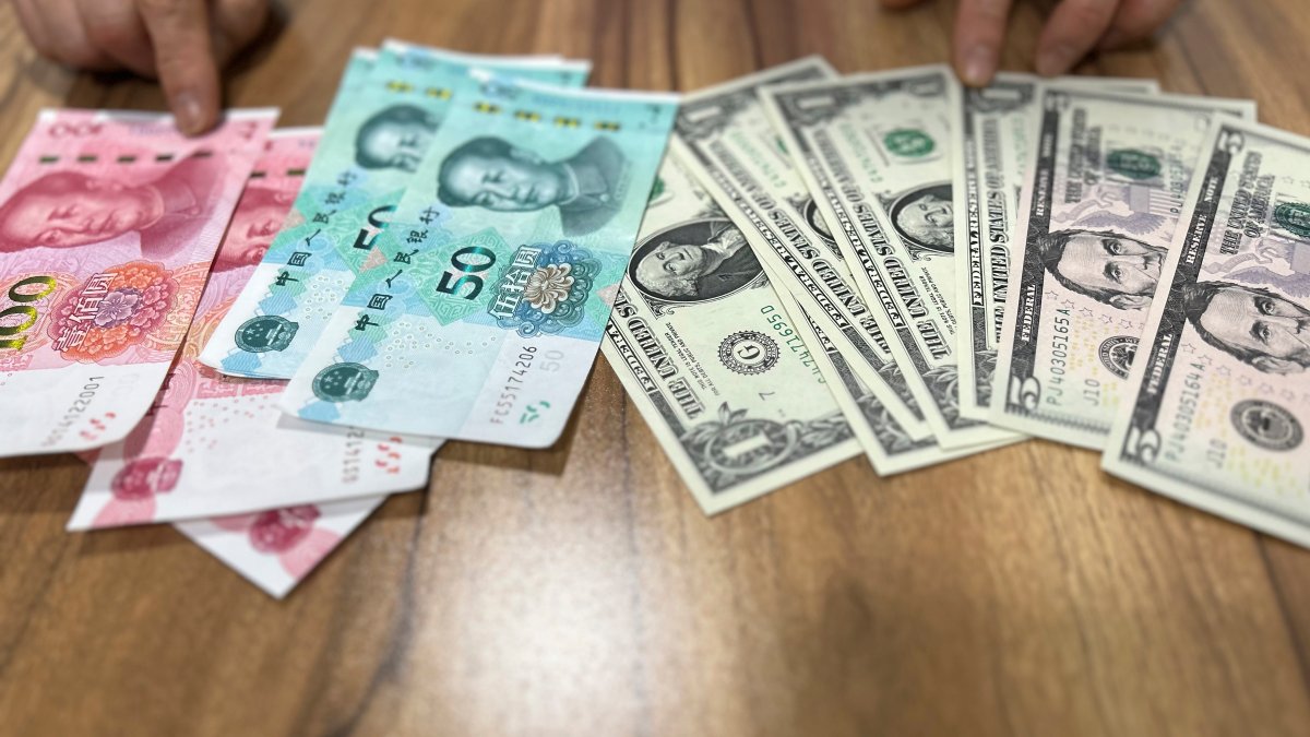 Kim Jong Un Faces Challenges as North Korea Tries Limit Dollar and Yuan Usage – NBC4 Washington - Vimarsana News