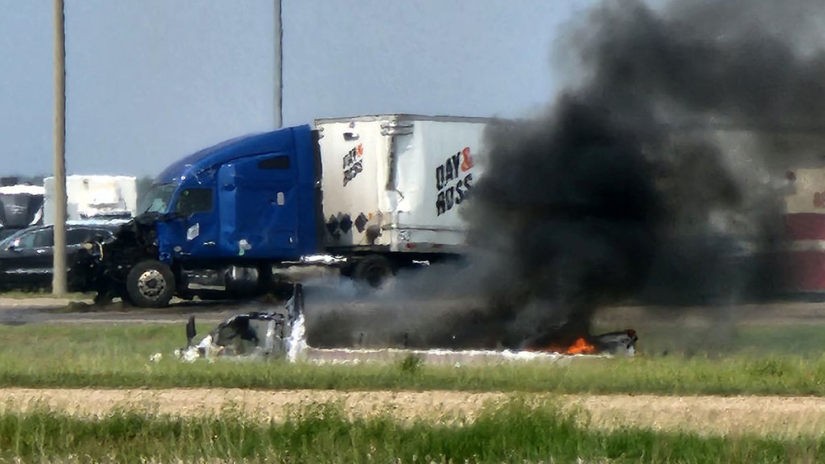 Canada highway crash: at least 15 people killed after truck collides with bus – NBC4 Washington - Vimarsana News