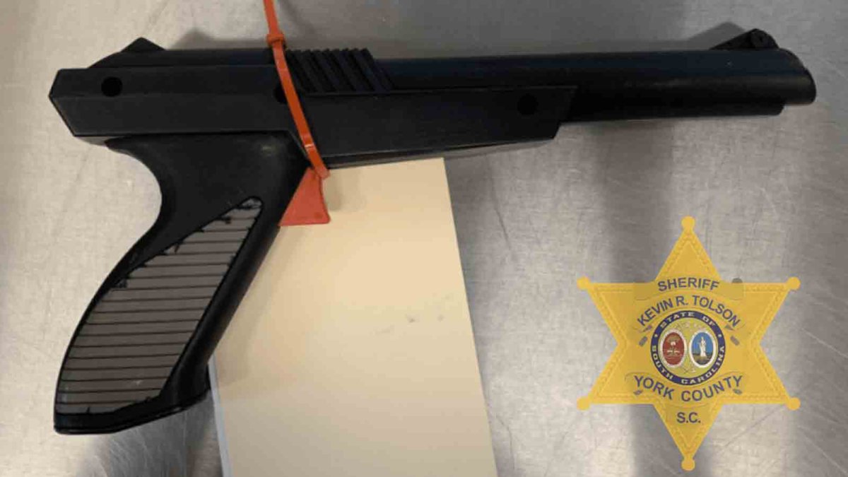 Man Arrested After Using Nintendo 'Duck Hunt' Gun to Rob Store – NBC4 Washington - Vimarsana News