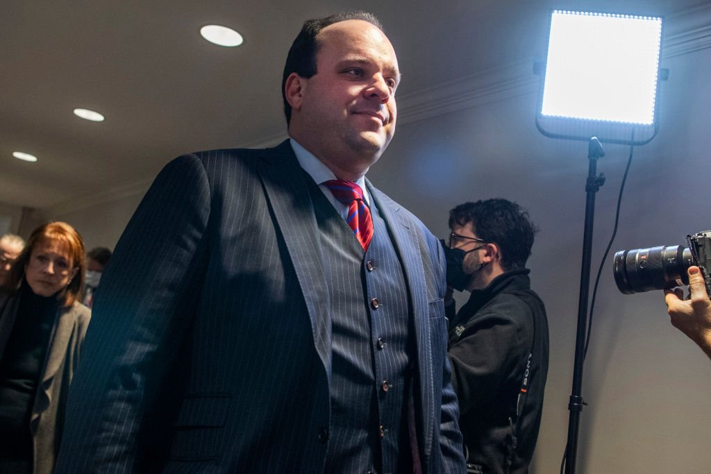 Trump advisor Boris Epshteyn accused of groping two women at club in Arizona in 2021 – NBC4 Washington - Vimarsana News