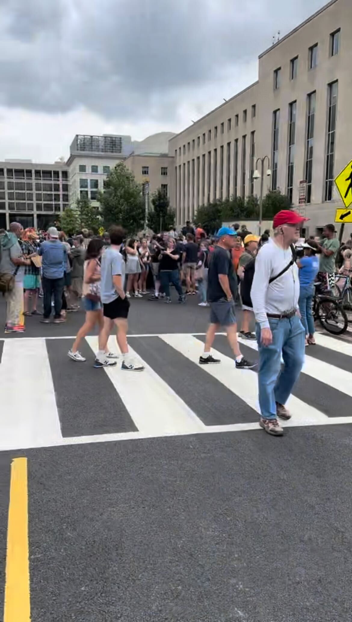 Large crowds of spectators and protestors swarmed outside the courthouse where former President Donald Trump was arraigned on charges of election interference.