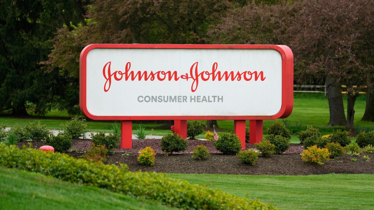 Johnson & Johnson is getting rid of its signature logo – NBC4 Washington - Vimarsana News