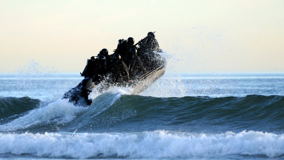 The Navy will start randomly testing SEALs for steroids – NBC4 Washington - Vimarsana News